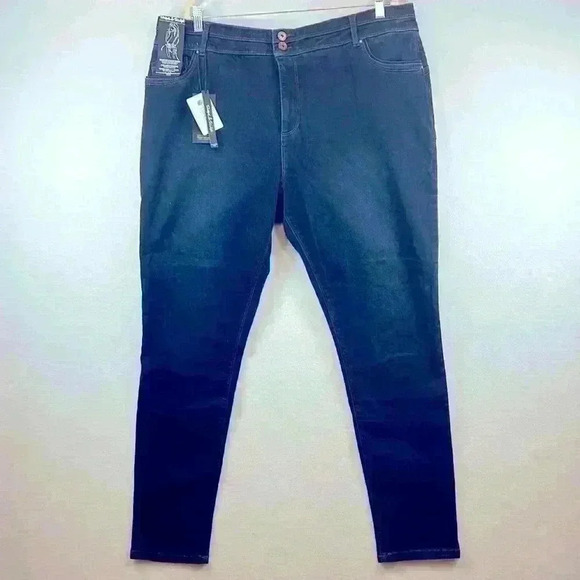Simply Be Premium Denim Shape & Sculpt Jeans Plus Size Women’s 26L NWT - Picture 1 of 10